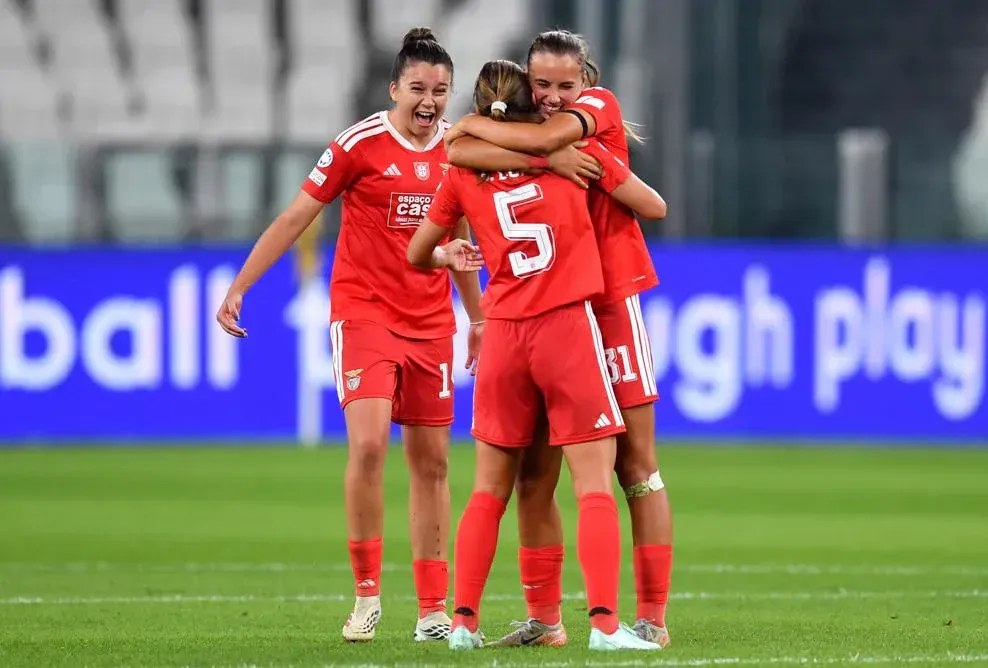 Benfica estreia-se na Champions com vitória histórica em Turim
